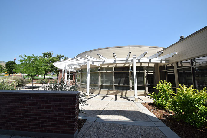 Rowland Hall-St. Mark's School entrance plaza pergola