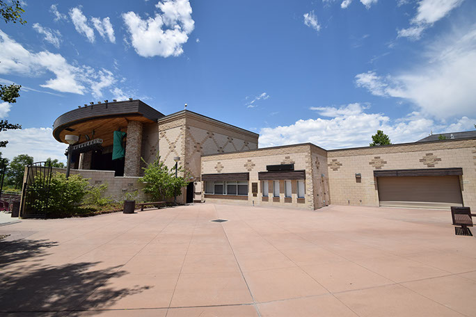 Sandy Amphitheater plaza