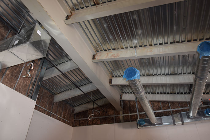 Utah State Univerisity Kaysville Campus interior steel beams