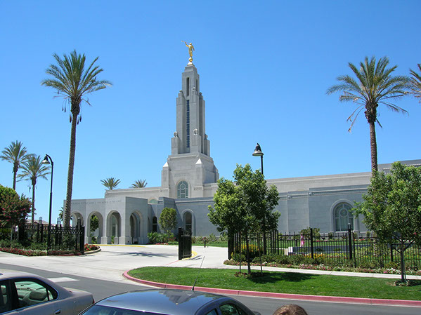 Redlands LDS Temple view from accross the street, entrance driveway and exterior 