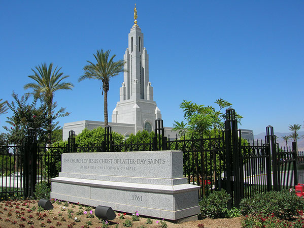 Redlands LDS Temple fence and sign with steeple in the background